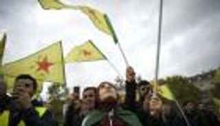 آلاف المتظاهرين في باريس للتنديد باعتداء أردوغان على سوريا