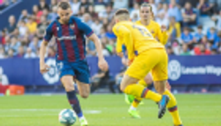 7 دقائق في "جوجل" تثير سخرية ليفانتي من برشلونة 