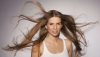 زيت الجوجوبا.. علاج طبيعي لتساقط الشعر