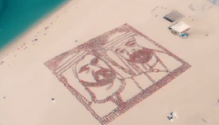 صورة بأعلام الإمارات لمحمد بن راشد ومحمد بن زايد