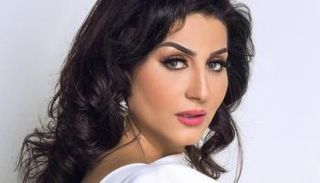 الفنانة المصرية وفاء عامر 