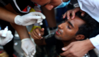 "غازات محرمة دوليا" سلاح مليشيات إيران لقمع متظاهري العراق 