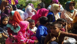 مجموعة من لاجئي الروهينجا - أرشيفية