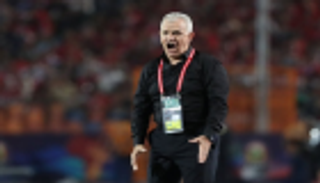 خافيير أجيري.. من منتخب مصر إلى قاع الدوري الإسباني