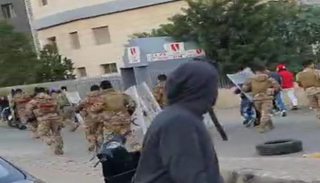 تدافع بين الجيش اللبناني ومحتجين