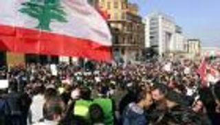 استقالات من صحيفة محسوبة على "حزب الله" تضامنا مع ثورة لبنان