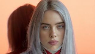  المغنية الأمريكية بيلي آيليش