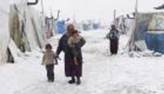  "إيد واحدة ما تدفي" حملة مفوضية اللاجئين لدعم النازحين في الشتاء