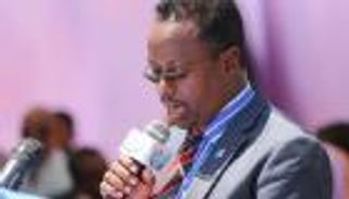 حكومة الصومال تحظر السفر على رؤساء الأقاليم