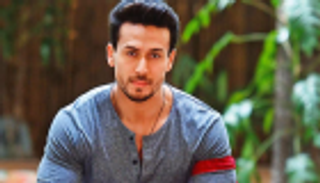 الممثل الهندي تايجر شروف لـ"العين الإخبارية": "الحرب" مع روشان متعة