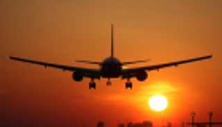 "أليانز" العالمية تتوقع كارثة في قطاع الطيران بحلول 2037