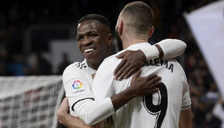 فينيسيوس جونيور وكريم بنزيمة