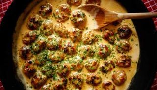 الكفتة بالطحينة