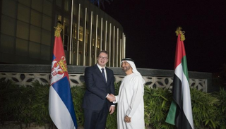 لقاء سابق بين الشيخ محمد بن زايد آل نهيان وألكسندر فوتشيتش