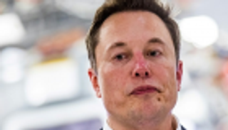 إيلون ماسك يعود إلى "تويتر"