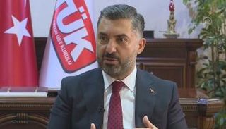 أبوبكر شاهين رئيس المجلس الأعلى للإذاعة والتلفزيون التركي المستقيل