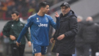 مشادة رونالدو وساري تعكر صفو تأهل يوفنتوس الأوروبي