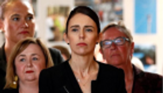 نيوزيلندا تقر قانونا لـ"تصفير" انبعاثات الكربون بحلول 2050