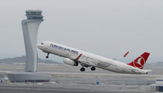 طائرة تابعة للخطوط التركية تغادر البلاد