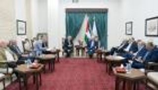 الانتخابات الفلسطينية.. تحركات مكوكية تصطدم بعقبة "موعد الحوار"