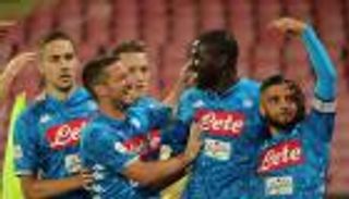 ثورة دي لورينتس على لاعبي نابولي تفتح أبواب انتقالهم لكبار أوروبا