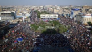 كاتب أمريكي يرجح تدخل الجيش العراقي لحماية المحتجين من مليشيات إيران