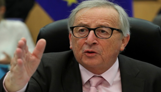 جان كلود يونكر رئيس المفوضية الأوروبية المنتهية ولايته - رويترز