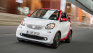 أجمل 5 سيارات في 10 سنوات.. معادلة ذهبية تنتصر للطرازات الاقتصادية