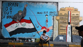 الاحتجاجات تطالب بـ"إسقاط النظام"