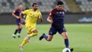 حسن سهيل يفسر استبعاد منقذ الوحدة من منتخب الإمارات