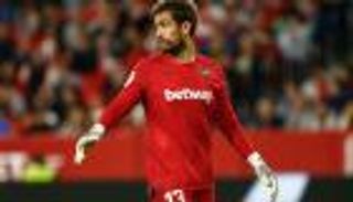 حارس ليفانتي ينجو من فخ الانتخابات قبل موقعة بلباو