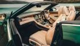 "بنتلي" تكشف تفاصيل أحدث سياراتها الفاخرة