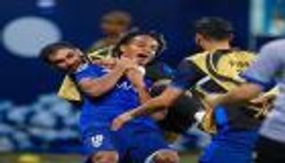 الهلال يقتنص فوزا صعبا من أوراوا برأس كاريلو