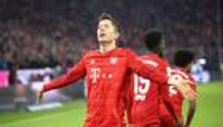 ليفاندوفسكي يستغل دورتموند لتدشين رقم قياسي جديد