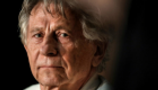 رومان بولانسكي في قفص الاتهام قبل ساعات من عرض فيلمه