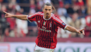 بيولي يكشف موقفه من استعادة ميلان لإبراهيموفيتش