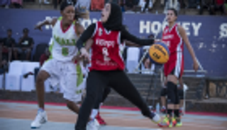 الاتحاد الدولي للسلة يتغنى بموهبة "كليوباترا" مصر