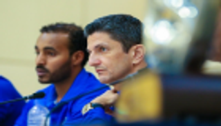 مدرب الهلال السعودي لا يشعر بالرضا رغم الانتصار على أوراوا