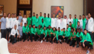 عبدالعزيز بن تركي يجتمع بلاعبي "الأخضر" قبل مواجهة أوزبكستان