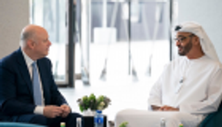 محمد بن زايد يلتقي رئيسي "توتال" الفرنسية وبورصة نيويورك