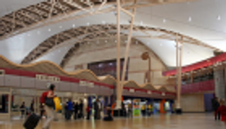 مطار شرم الشيخ يسيطر على حريق بأحد إطارات طائرة أوكرانية