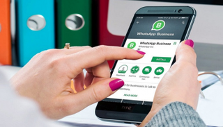 واتساب بيزنس يستهدف جذب مزيد من الشركات