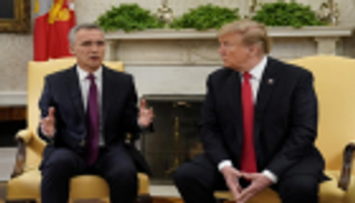 ترامب يبحث مع ستولتنبرج موازنة حلف الناتو الأسبوع المقبل