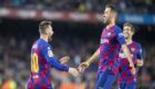 بوسكيتس: ميسي أفضل مسدد ضربات حرة في العالم