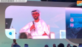 عمر العلماء يطالب بسرعة البدء في استثمارات الذكاء الاصطناعي