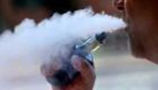 تحديد المادة المسؤولة عن إصابات التدخين الإلكتروني