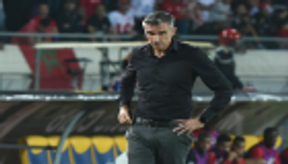 كارتيرون يكشف سبب رحيله عن الرجاء المغربي: راتبي كبير