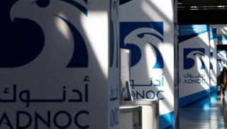 أدنوك.. اكتشافات واستثمارات تضعها ضمن عمالقة الطاقة في العالم