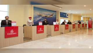طيران الإمارات تفتتح أول محطة لإنهاء إجراءات سفر ركاب الرحلات البحرية