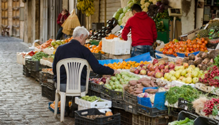 تصاعد وتيرة فوضى الأسعار بأسواق لبنان 